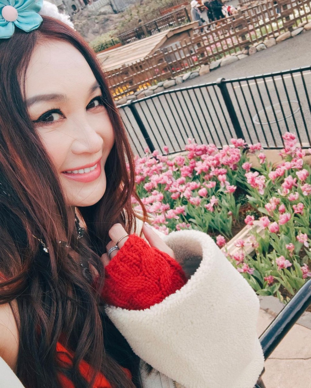 溫碧霞仲好有少女味。